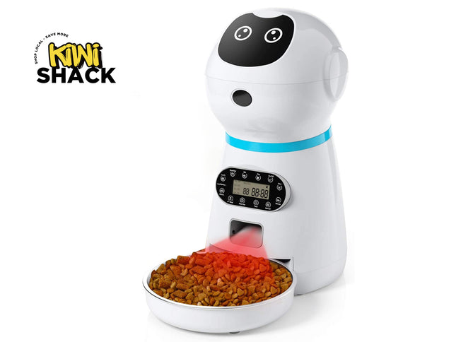 White electronic pet feeder with a bowl of food on a white background, featuring the Kini Shack brand.